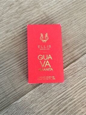 ELLIS Brooklyn Guava Granita Eau de Parfum - 2.5 ml